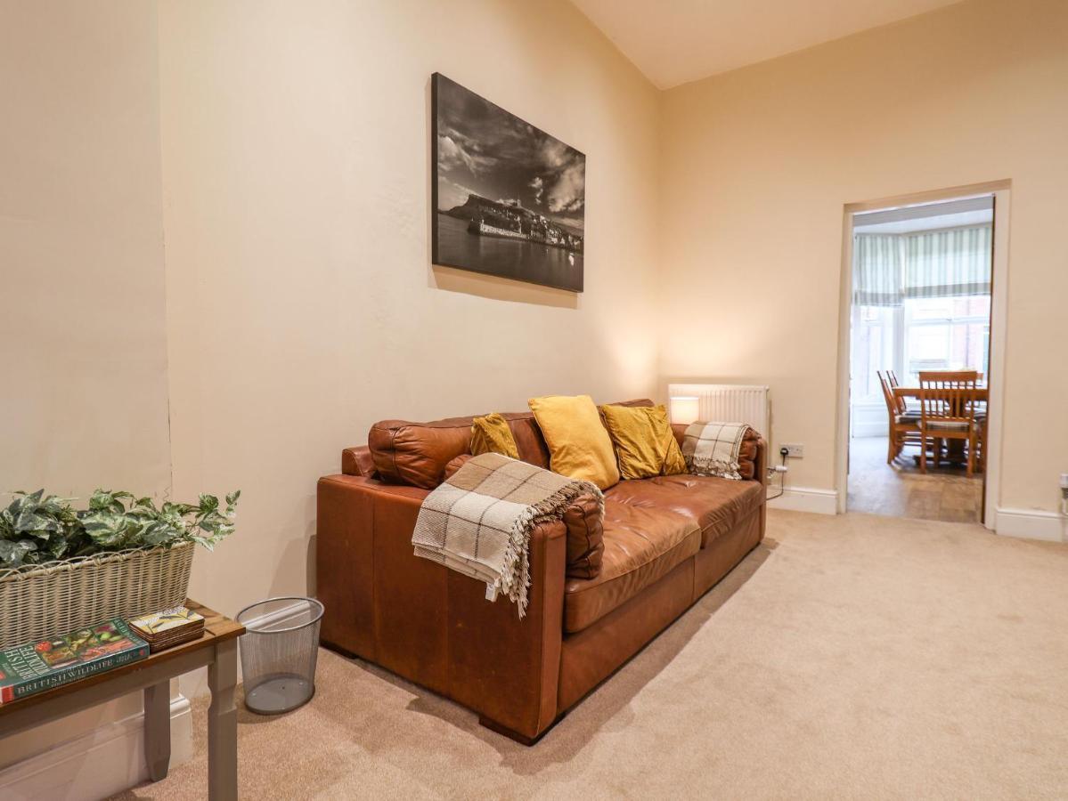 4 Normanby Terrace Villa วิทบี ภายนอก รูปภาพ